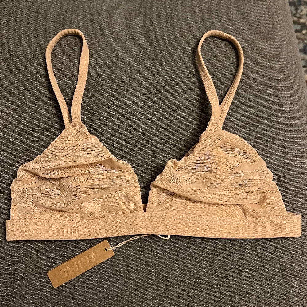 SKIMS NWT Mesh Triangle Bralette in Clay